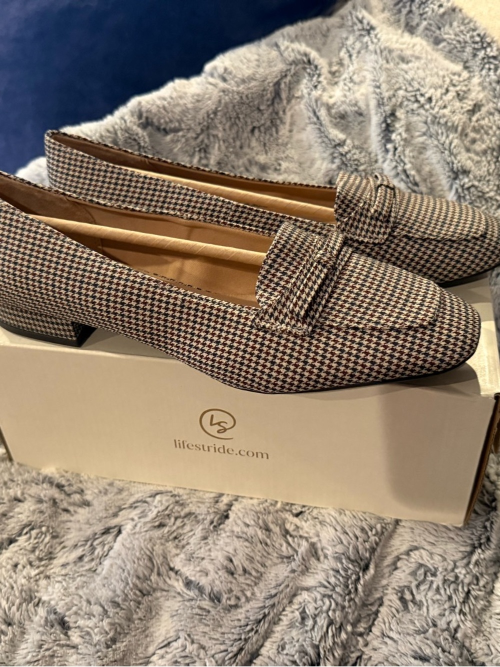 Life Stride Houndstooth Loafers in Black, White & Brown - Picture 2 of 4